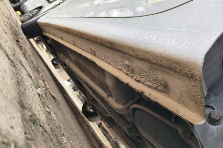 Used Hyundai Verna (older generation) 2014 1.4L Manual Smart GLS Trim Chassis Rear Left