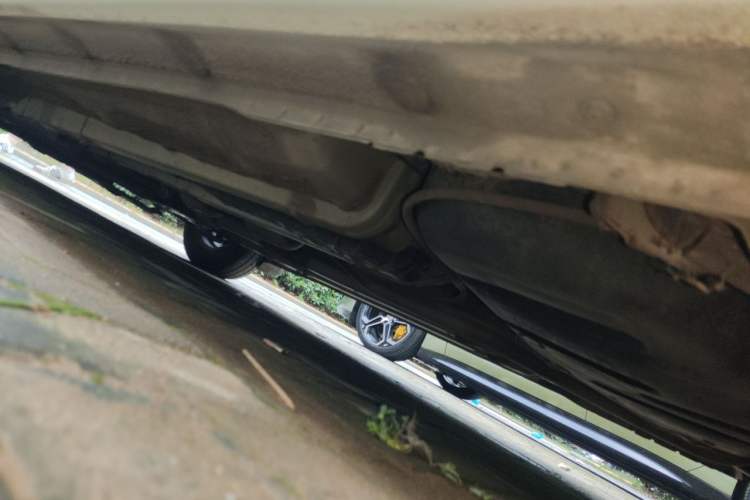 Used Hyundai Verna (older generation) 2014 1.4L Automatic Smart GLS Chassis Rear Left