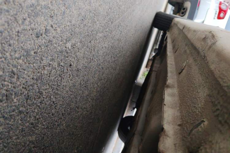 Used Hyundai Verna (older generation) 2014 1.4L Manual Smart GLS Trim Chassis Rear Left