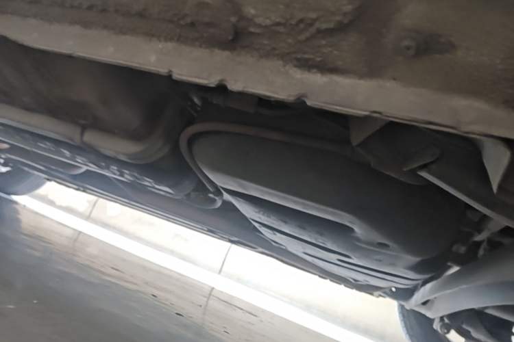 Used Hyundai Verna (older generation) 2014 1.4L Manual Smart GLS Trim Chassis Rear Left