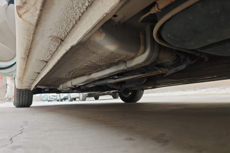 Used Hyundai Verna (older generation) 2014 1.4L Manual Smart GLS Trim Chassis Rear Left