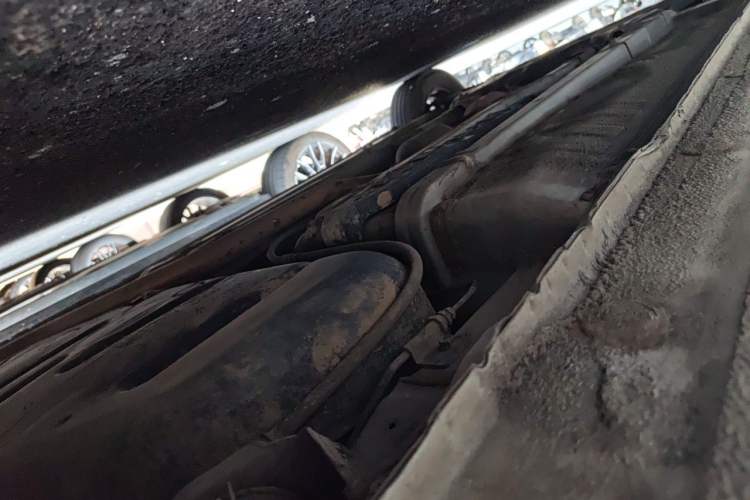 Used Hyundai Verna (older generation) 2014 1.4L Manual Smart GLS Trim Chassis Rear Left