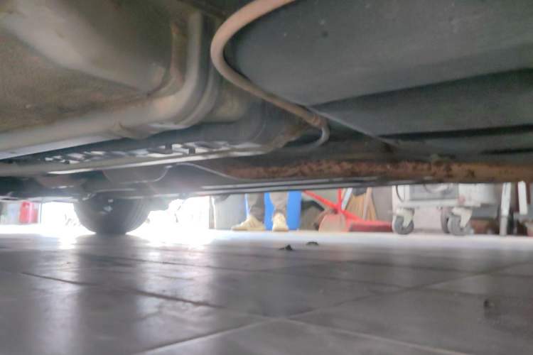 Used Hyundai Verna (older generation) 2014 1.4L Manual Smart GLS Trim Chassis Rear Left