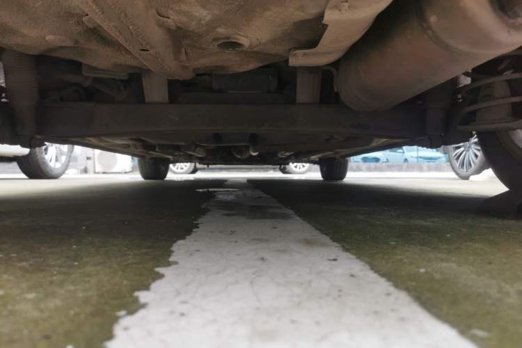 Used Hyundai Verna (older generation) 2014 1.4L Manual Smart GLS Trim Chassis Rear