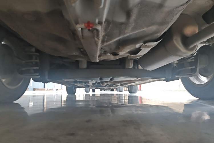 Used Hyundai Verna (older generation) 2014 1.4L Manual Smart GLS Trim Chassis Rear