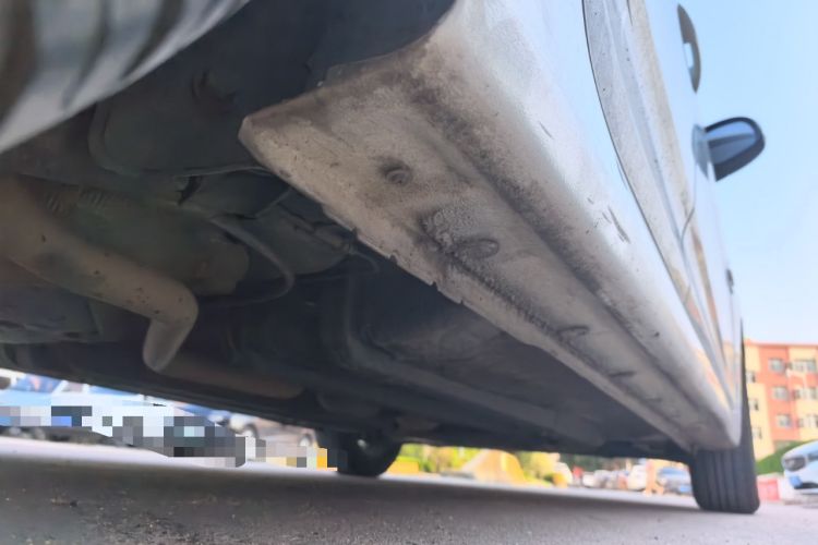 Used Hyundai Verna (older generation) 2014 1.4L Manual Smart GLS Trim Chassis Rear Right