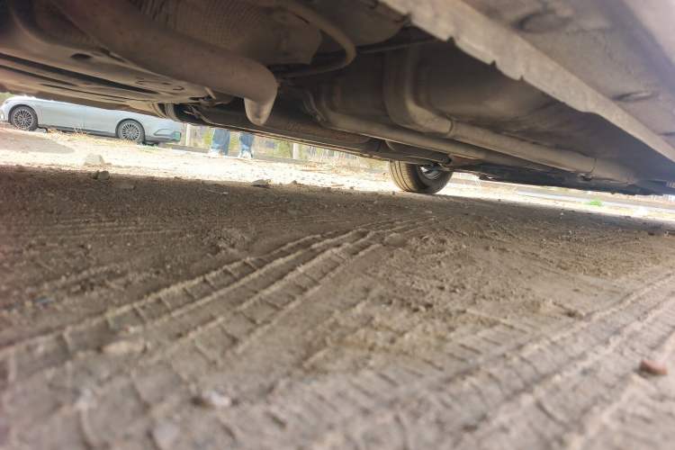 Used Hyundai Verna (older generation) 2014 1.4L Automatic Smart GLS Chassis Rear Right