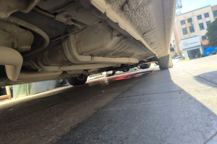 Used Hyundai Verna (older generation) 2014 1.4L Automatic Smart GLS Chassis Rear Right