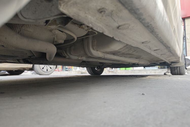 Used Hyundai Verna (older generation) 2014 1.4L Manual Smart GLS Trim Chassis Rear Right