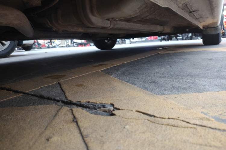 Used Hyundai Verna (older generation) 2014 1.4L Automatic Leading-Edge GLX Chassis Rear Right