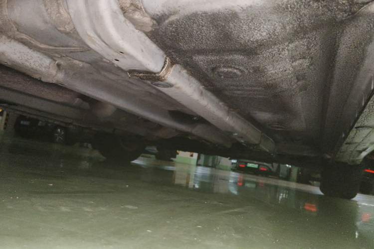 Used Hyundai Verna (older generation) 2014 1.4L Automatic Leading-Edge GLX Chassis Rear Right