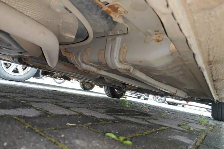 Used Hyundai Verna (older generation) 2014 1.4L Manual Smart GLS Trim Chassis Rear Right