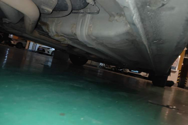 Used Hyundai Verna (older generation) 2014 1.4L Automatic Smart GLS Chassis Rear Right