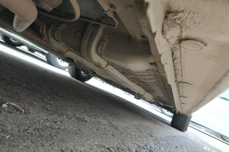 Used Hyundai Verna (older generation) 2014 1.4L Automatic Smart GLS Chassis Rear Right