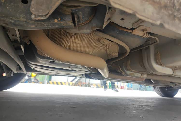Used Hyundai Verna (older generation) 2014 1.4L Manual Smart GLS Trim Chassis Rear Right