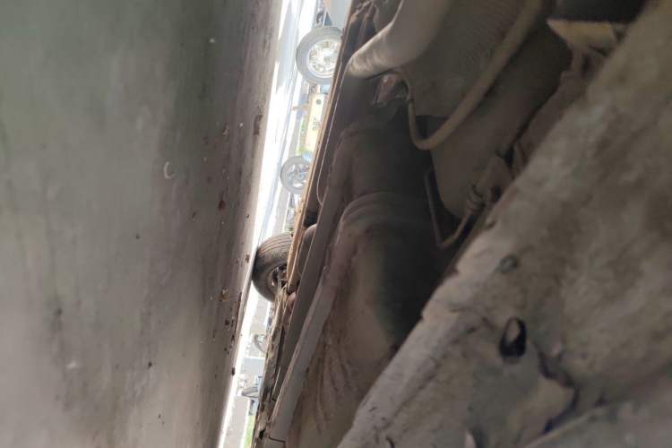Used Hyundai Verna (older generation) 2014 1.4L Manual Smart GLS Trim Chassis Rear Right