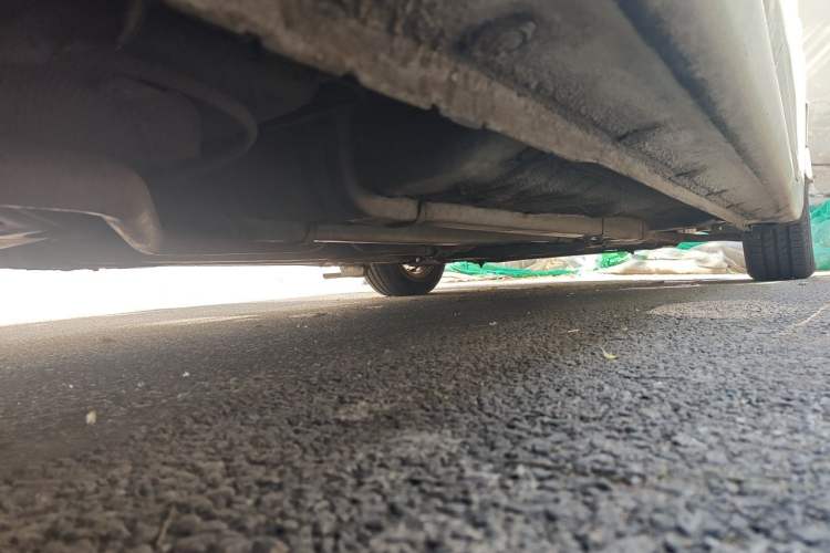 Used Hyundai Verna (older generation) 2014 1.4L Automatic Leading-Edge GLX Chassis Rear Right