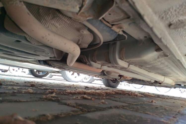 Used Hyundai Verna (older generation) 2014 1.4L Manual Smart GLS Trim Chassis Rear Right