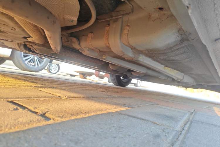 Used Hyundai Verna (older generation) 2014 1.4L Automatic Smart GLS Chassis Rear Right