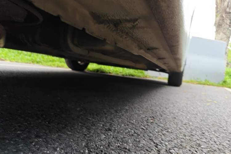 Used Hyundai Verna (older generation) 2014 1.4L Automatic Leading-Edge GLX Chassis Rear Right