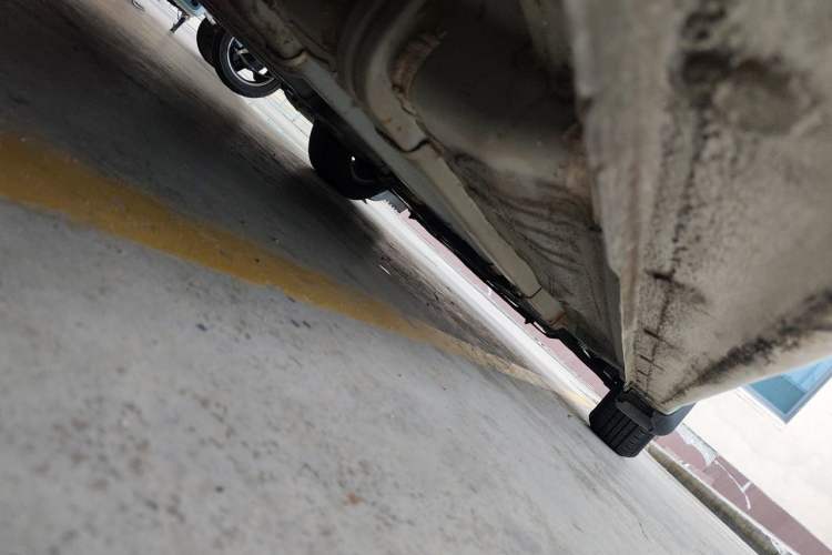 Used Hyundai Verna (older generation) 2014 1.4L Manual Smart GLS Trim Chassis Rear Right