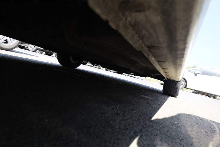 Used Hyundai Verna (older generation) 2014 1.4L Manual Smart GLS Trim Chassis Rear Right