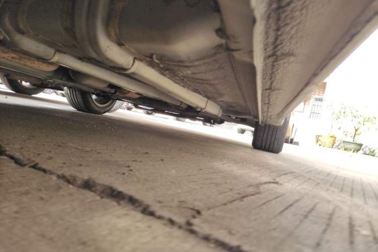 Used Hyundai Verna (older generation) 2014 1.4L Automatic Smart GLS Chassis Rear Right