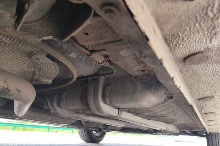 Used Hyundai Verna (older generation) 2014 1.4L Automatic Smart GLS Chassis Rear Right