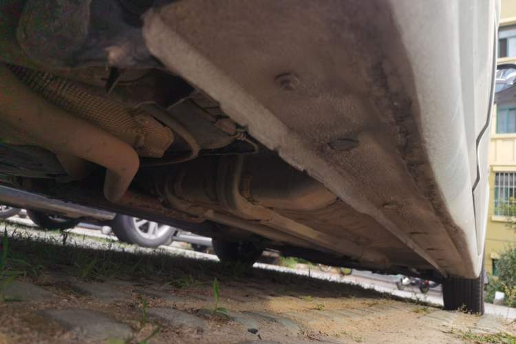 Used Hyundai Verna (older generation) 2014 1.4L Manual Smart GLS Trim Chassis Rear Right