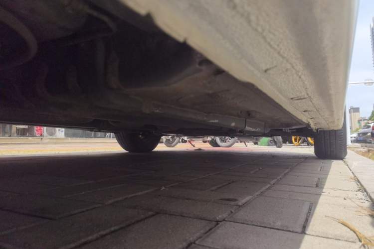 Used Hyundai Verna (older generation) 2014 1.4L Automatic Leading-Edge GLX Chassis Rear Right
