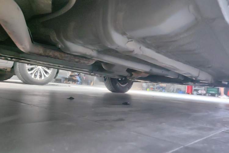 Used Hyundai Verna (older generation) 2014 1.4L Manual Smart GLS Trim Chassis Rear Right