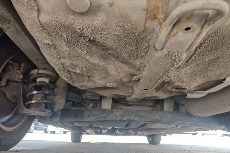 Used Hyundai Verna (older generation) 2014 1.4L Automatic Leading-Edge GLX Chassis Rear