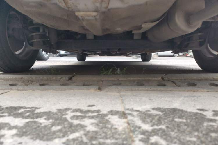 Used Hyundai Verna (older generation) 2014 1.4L Manual Smart GLS Trim Chassis Rear