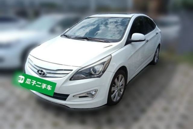 Used Hyundai Verna (older generation) 2014 1.4L Manual Top-Tier Model TOP