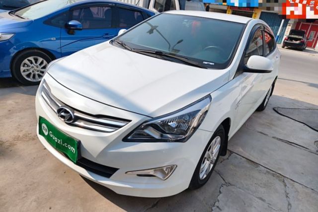 Used Hyundai Verna (older generation) 2014 1.4L Manual Smart GLS Trim
