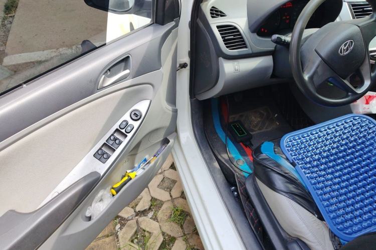 Used Hyundai Verna (older generation) 2014 1.4L Manual Smart GLS Trim Driver Seat