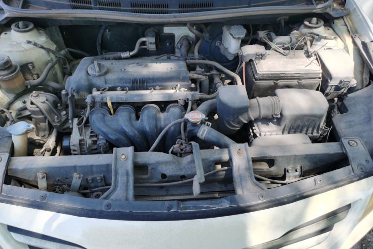 Used Hyundai Verna (older generation) 2014 1.4L Manual Fashion GS Model Engine Bay