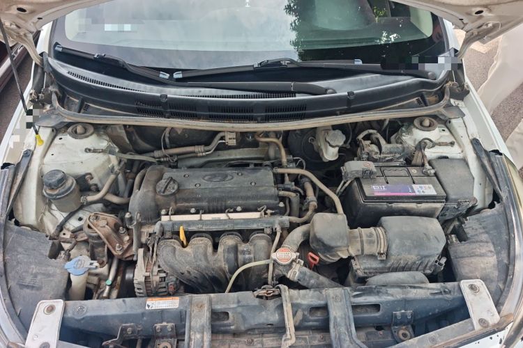Used Hyundai Verna (older generation) 2014 1.4L Automatic Smart GLS Engine Bay