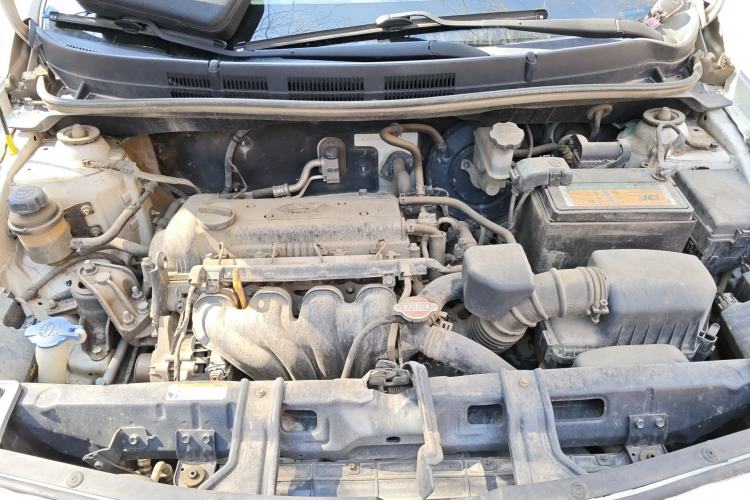Used Hyundai Verna (older generation) 2014 1.4L Manual Smart GLS Trim Engine Bay