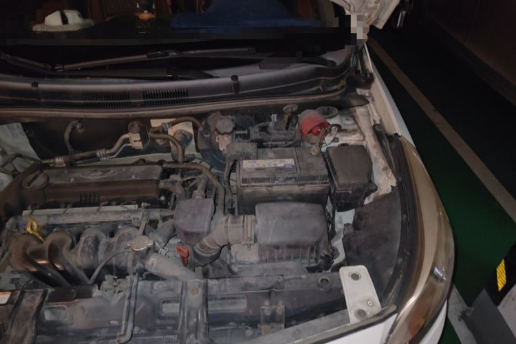 Used Hyundai Verna (older generation) 2014 1.4L Automatic Smart GLS Engine Bay Left
