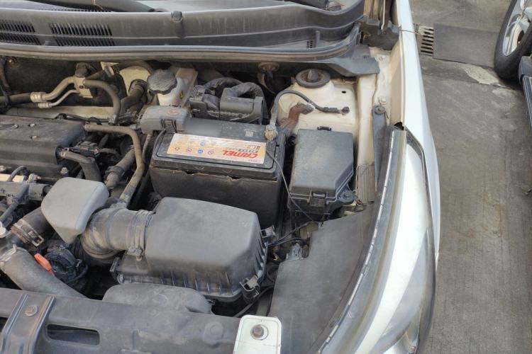 Used Hyundai Verna (older generation) 2014 1.4L Automatic Smart GLS Engine Bay Left
