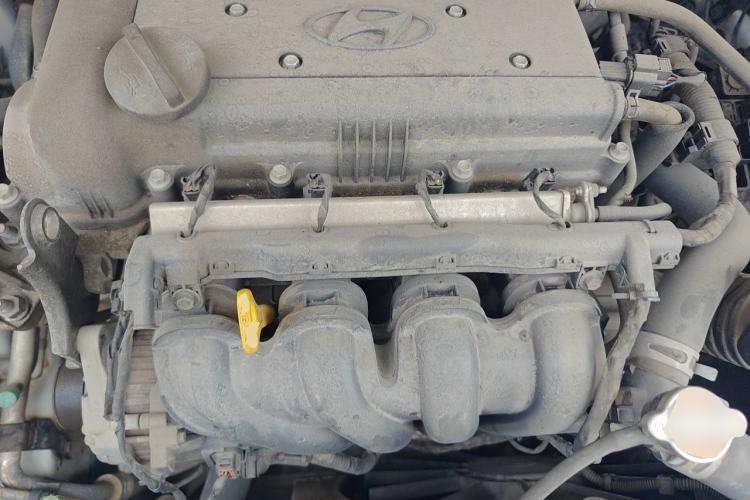 Used Hyundai Verna (older generation) 2014 1.4L Manual Smart GLS Trim Engine Bay