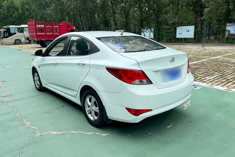 Used Hyundai Verna (older generation) 2014 1.4L Automatic Smart GLS Exterior 1