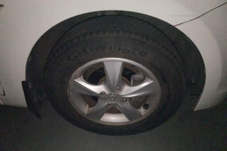 Used Hyundai Verna (older generation) 2014 1.4L Automatic Leading-Edge GLX Exterior 1