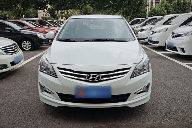 Used Hyundai Verna (older generation) 2014 1.4L Automatic Smart GLS Exterior 1