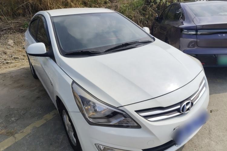 Used Hyundai Verna (older generation) 2014 1.4L Automatic Smart GLS Exterior 1