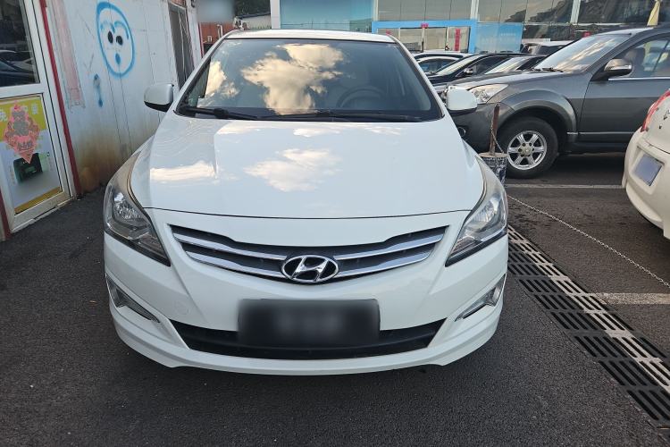 Used Hyundai Verna (older generation) 2014 1.4L Automatic Smart GLS Exterior 1