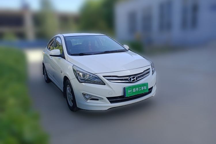 Used Hyundai Verna (older generation) 2014 1.4L Manual Smart GLS Trim Exterior 2