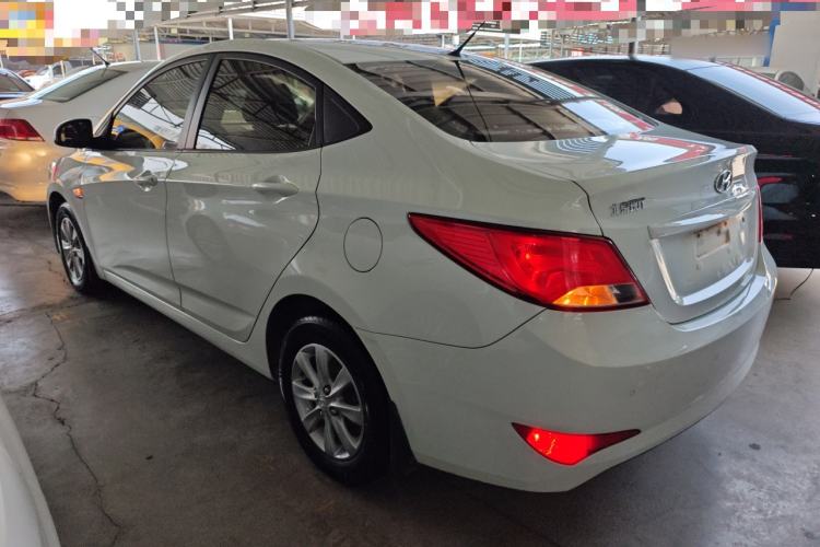 Used Hyundai Verna (older generation) 2014 1.4L Manual Smart GLS Trim Exterior 2