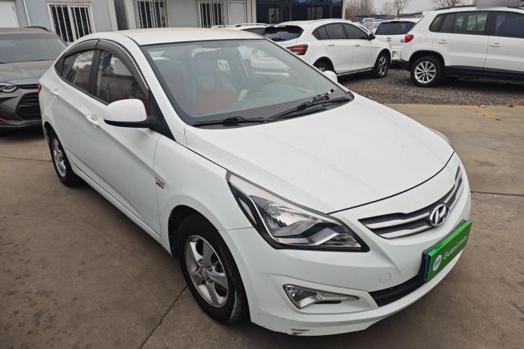 Used Hyundai Verna (older generation) 2014 1.4L Automatic Smart GLS Exterior 2